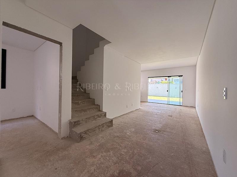 SOBRADO AMPLO COM TERRENO — foto 13