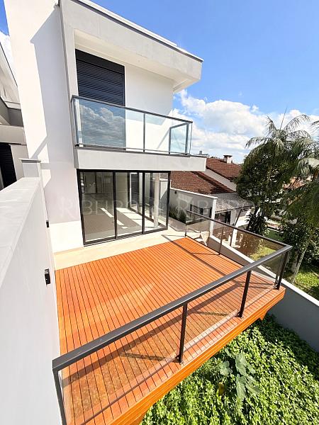 Casa Bairro Sagua�u 1