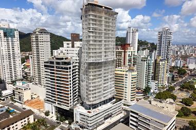 Beira Rio - 4 Suítes - Vista Mar Definitiva - Alto Padrão no Bairro Fazenda