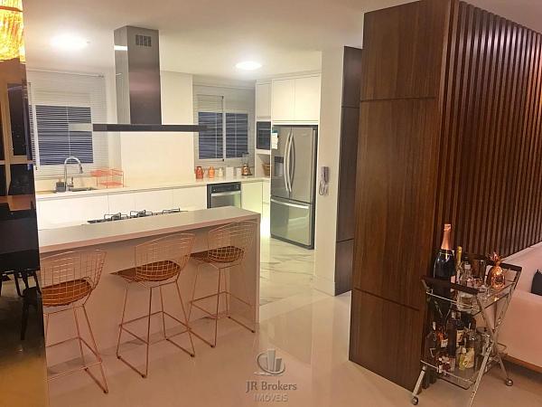 VENDA APARTAMENTO COM VAGA PARA BARCO — foto 13