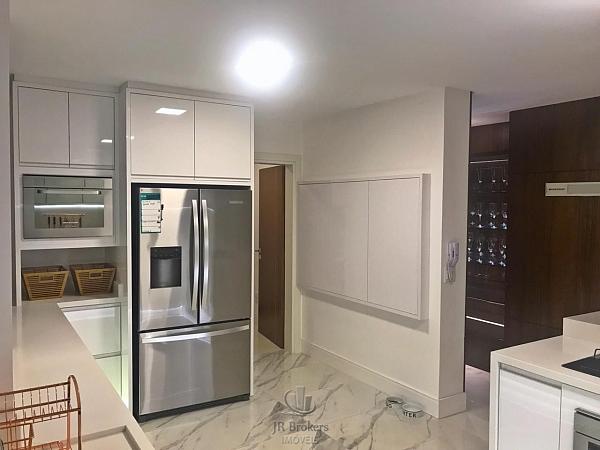 VENDA APARTAMENTO COM VAGA PARA BARCO — foto 16