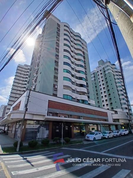 Apartamento 3 dormitórios sendo 1 suíte - Centro Criciúma — foto 2