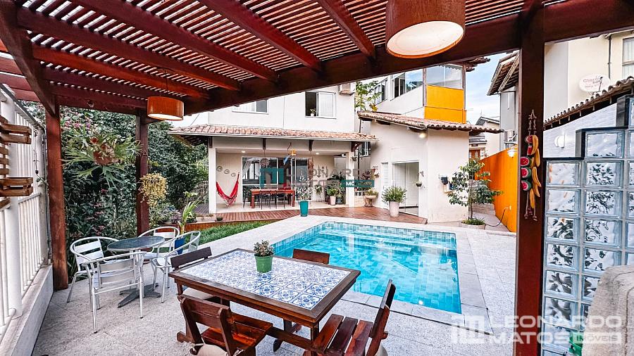 Casa em Manguinhos — foto 9