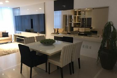 Apartamento com 3 quartos à venda, 130m², 3 banheiros, 2 garagens - Centro - Balneário Camboriú
