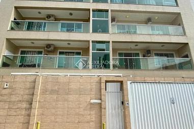 Apartamento na Praia Brava