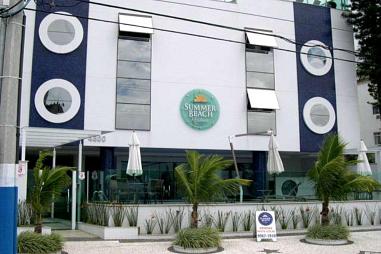 Cobertura Triplex de frente para o mar na Barra Sul