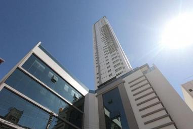 Apartamento  no centro de Balneário Camboriú