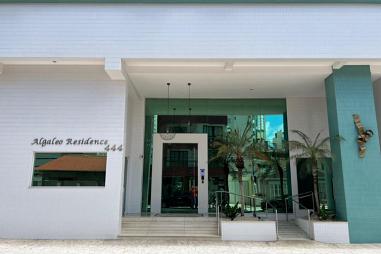 Apartamento com 3 quartos à venda, 130m², 4 banheiros, 3 garagens - Centro - Balneário Camboriú