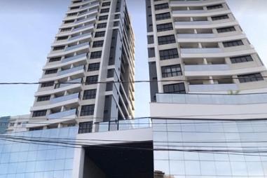 Apartamento a venda no centro de Itajaí.