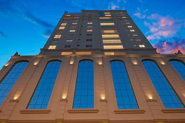 Apartamento a venda no Centro de Balneário Camboriú.