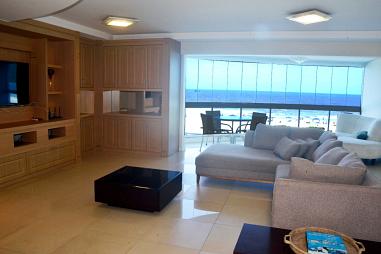 Apartamento com 3 quartos à venda, 350m², 3 banheiros, 2 garagens - Centro - Balneário Camboriú
