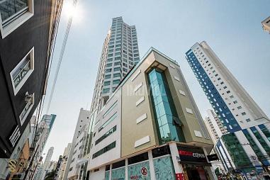 Apartamento com 3 quartos à venda, 136m², 3 banheiros, 3 garagens - Centro - Balneário Camboriú