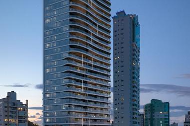 Apartamento com 4 quartos à venda, 205m², 4 banheiros, 3 garagens - Fazenda - Itajaí