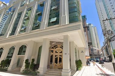 Apartamento com 4 quartos à venda, 158m², 4 banheiros, 4 garagens - Pioneiros - Balneário Camboriú