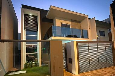 Sobrado no Bairro São João.