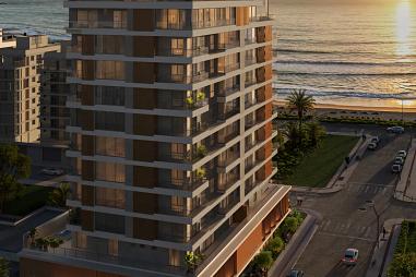 Lançamento na Praia Brava á poucos metros do mar.