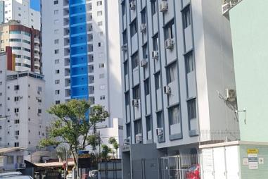 Apartamento no centro de Balneário Camboriú.