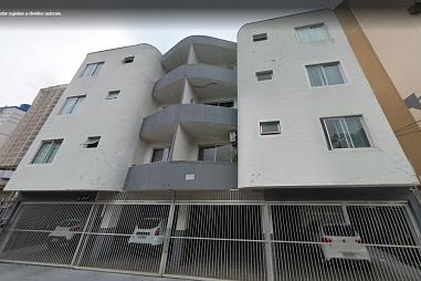 Apartamento de frente para o Forum de Itajaí.