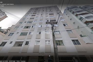 Apartamento no Centro de Balneário Camboriú.