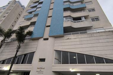 Apartamento no Bairro Dom Bosco próximo á Univali.