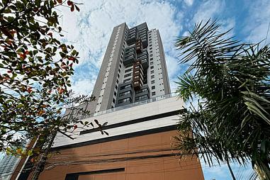 Apartamento com 3 quartos à venda, 138m², 3 banheiros, 2 garagens - Centro - Balneário Camboriú