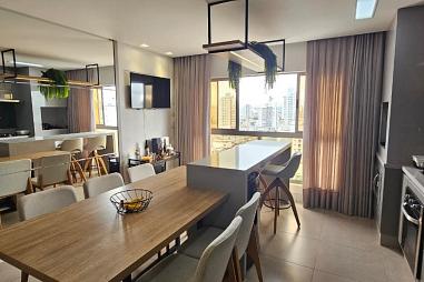 Apartamento finamente mobiliado no Bairro São Judas.