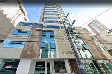 Apartamento com 3 quartos à venda, 121m², 2 banheiros, 2 garagens - Centro - Balneário Camboriú