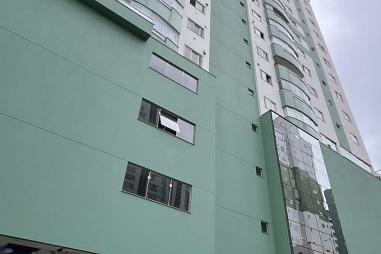 Apartamento no Centro de Balneário Camboriú.