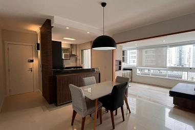 Apartamento com 3 quartos à venda, 130m², 2 banheiros, 2 garagens - Centro - Balneário Camboriú