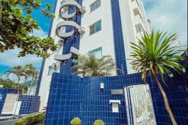 Apartamento no Bairro Fazendinha.