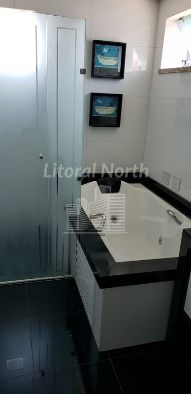 Casa à venda com 4 quartos, 1 suíte, 2 vagas e 203m² no Nações, Balneário Camboriú (SC) — foto 20 de 25