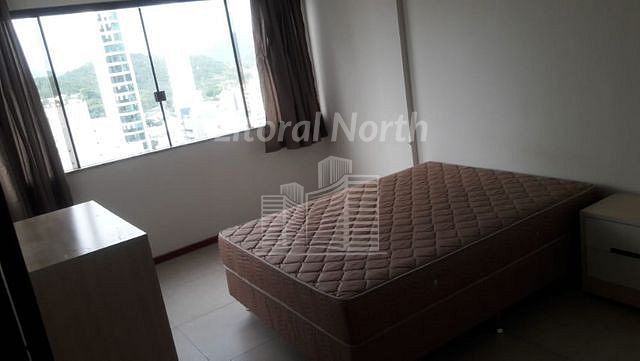 Apartamento à venda com 4 quartos, 1 suíte, 2 vagas e 140m² no Centro, Balneário Camboriú (SC) — foto 8 de 10