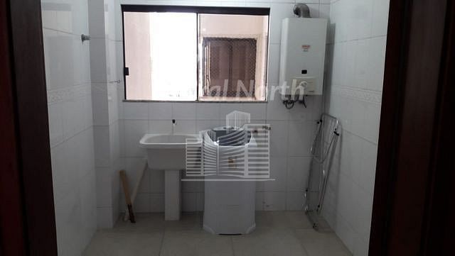 Apartamento à venda com 4 quartos, 1 suíte, 2 vagas e 140m² no Centro, Balneário Camboriú (SC) — foto 7 de 10