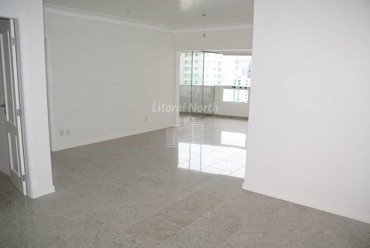 Apartamento à venda com 3 quartos, 3 suítes, 3 vagas e 152m² no Centro, Balneário Camboriú (SC) — foto 5 de 20