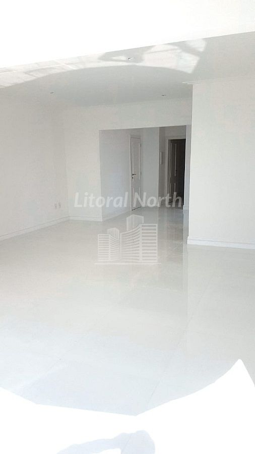 Apartamento à venda com 3 quartos, 1 suíte, 2 vagas e 110m² no Barra Sul, Balneário Camboriú (SC) — foto 6 de 20