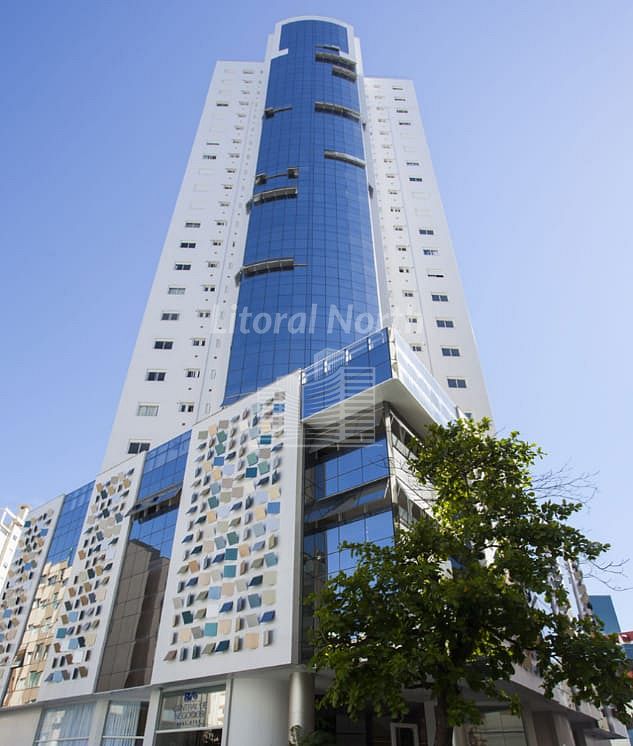 Apartamento à venda com 3 quartos, 3 suítes, 2 vagas e 130m² no Centro, Balneário Camboriú (SC) — foto 2 de 15