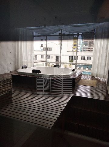 Apartamento à venda com 3 quartos, 3 suítes, 3 vagas e 128m² no Centro, Balneário Camboriú (SC) — foto 11 de 12