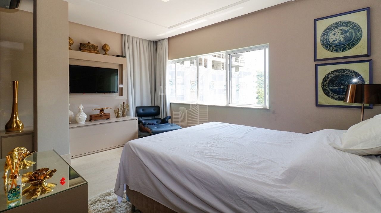 Apartamento à venda com 3 quartos, 3 suítes, 4 vagas e 235m² no Pioneiros, Balneário Camboriú (SC) — foto 10 de 19
