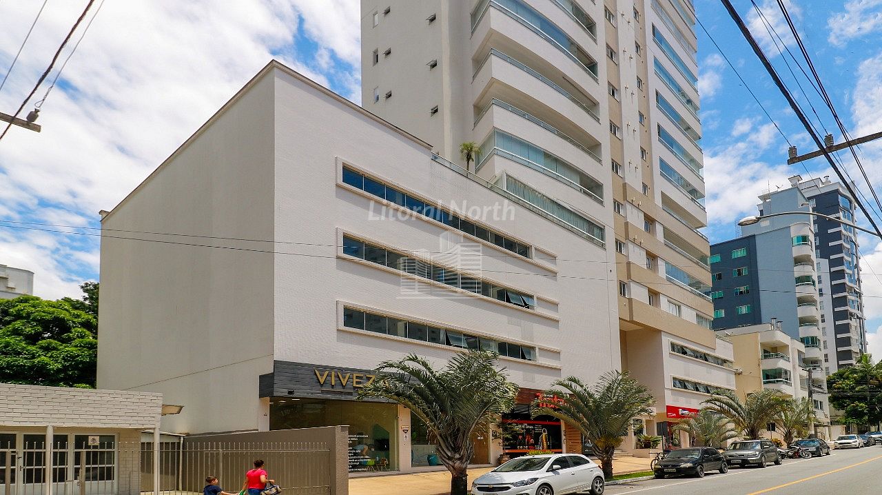 Apartamento à venda com 3 quartos, 3 suítes, 4 vagas e 235m² no Pioneiros, Balneário Camboriú (SC) — foto 2 de 19