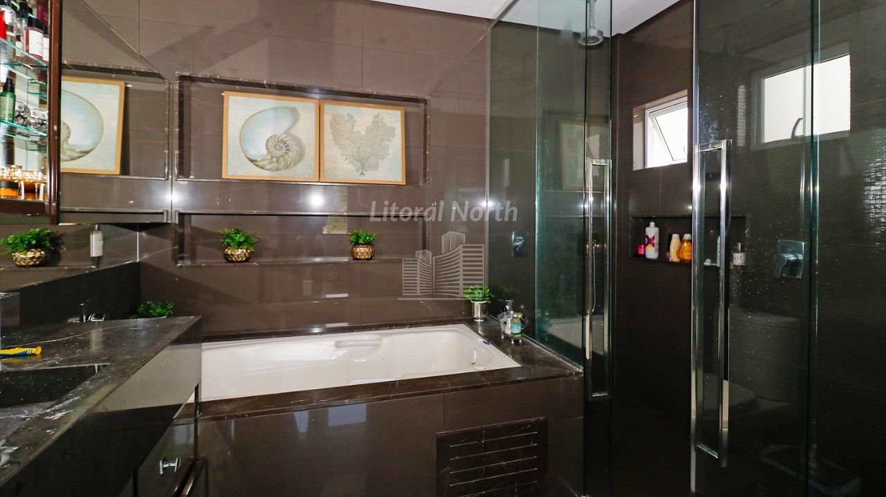 Apartamento à venda com 3 quartos, 3 suítes, 4 vagas e 235m² no Pioneiros, Balneário Camboriú (SC) — foto 12 de 19