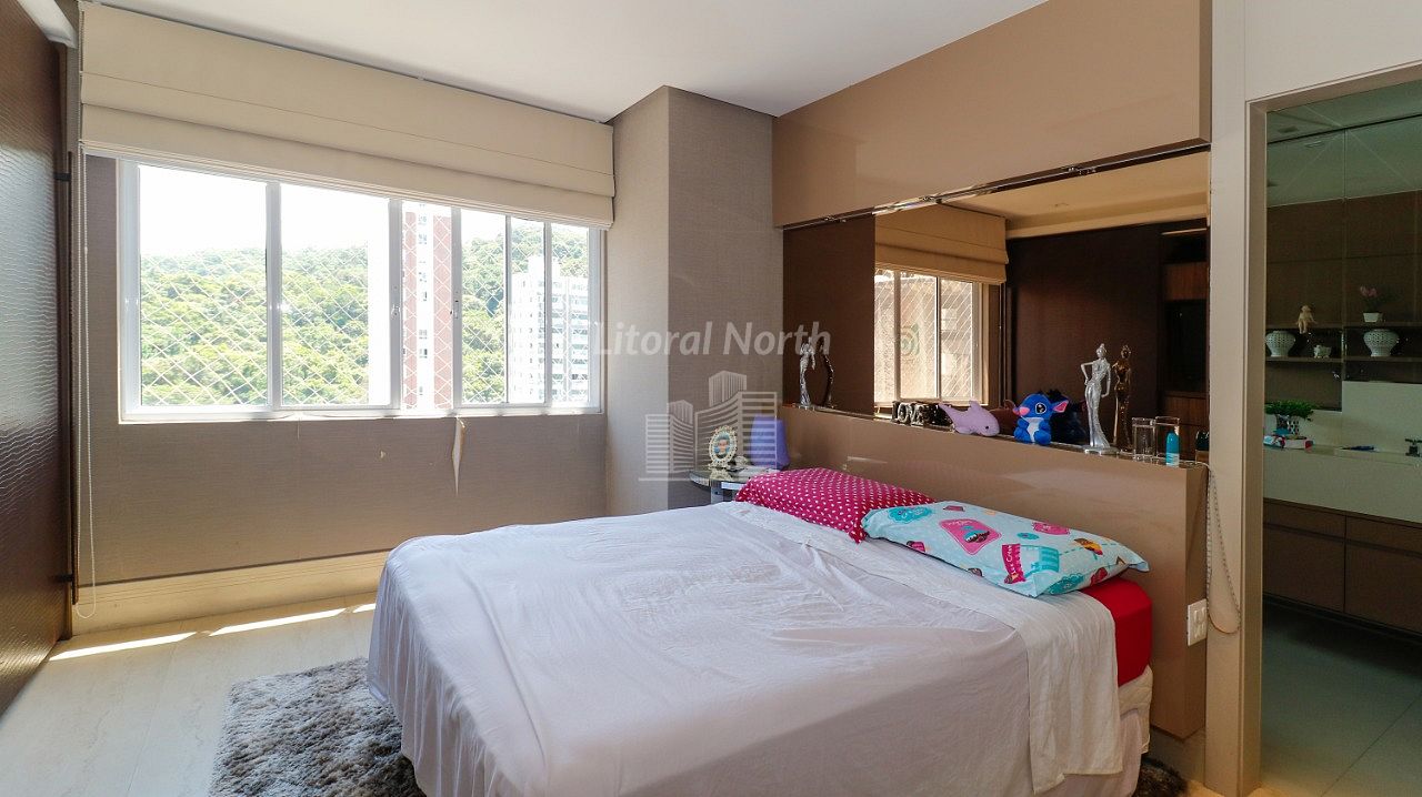 Apartamento à venda com 3 quartos, 3 suítes, 4 vagas e 235m² no Pioneiros, Balneário Camboriú (SC) — foto 9 de 19