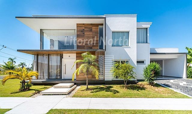 Casa à venda com 4 quartos, 4 suítes, 4 vagas e 350m² no Santa Regina, Camboriú (SC) — foto 4 de 11