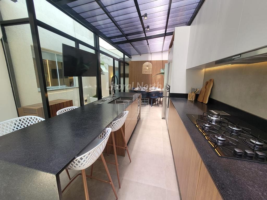 Apartamento à venda com 3 quartos, 1 suíte, 3 vagas e 227m² no Centro, Balneário Camboriú (SC) — foto 16 de 30