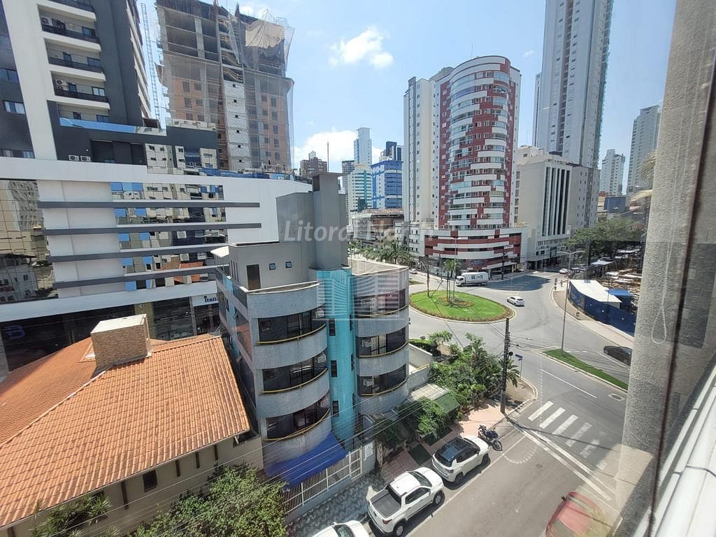 Apartamento à venda com 3 quartos, 1 suíte, 3 vagas e 227m² no Centro, Balneário Camboriú (SC) — foto 18 de 30