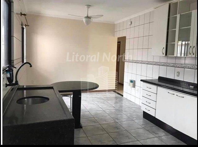 Casa à venda com 3 quartos, 1 suíte, 2 vagas e 128m² no Centro, Balneário Camboriú (SC) — foto 5 de 6