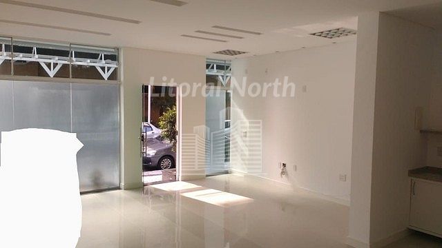 Comercial à venda com 1 banheiro, 1 vaga e 60m² no Centro, Balneário Camboriú (SC) — foto 2 de 2