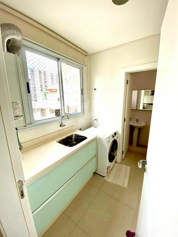 Apartamento à venda com 3 quartos, 2 suítes, 2 vagas e 158m² no Centro, Balneário Camboriú (SC) — foto 8 de 15