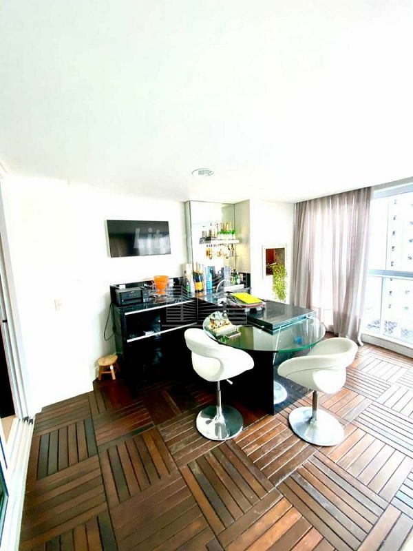 Apartamento à venda com 3 quartos, 2 suítes, 2 vagas e 158m² no Centro, Balneário Camboriú (SC) — foto 4 de 15