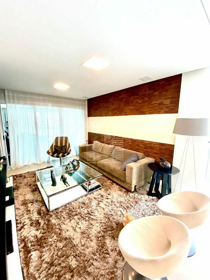 Apartamento à venda com 3 quartos, 2 suítes, 2 vagas e 158m² no Centro, Balneário Camboriú (SC) — foto 3 de 15