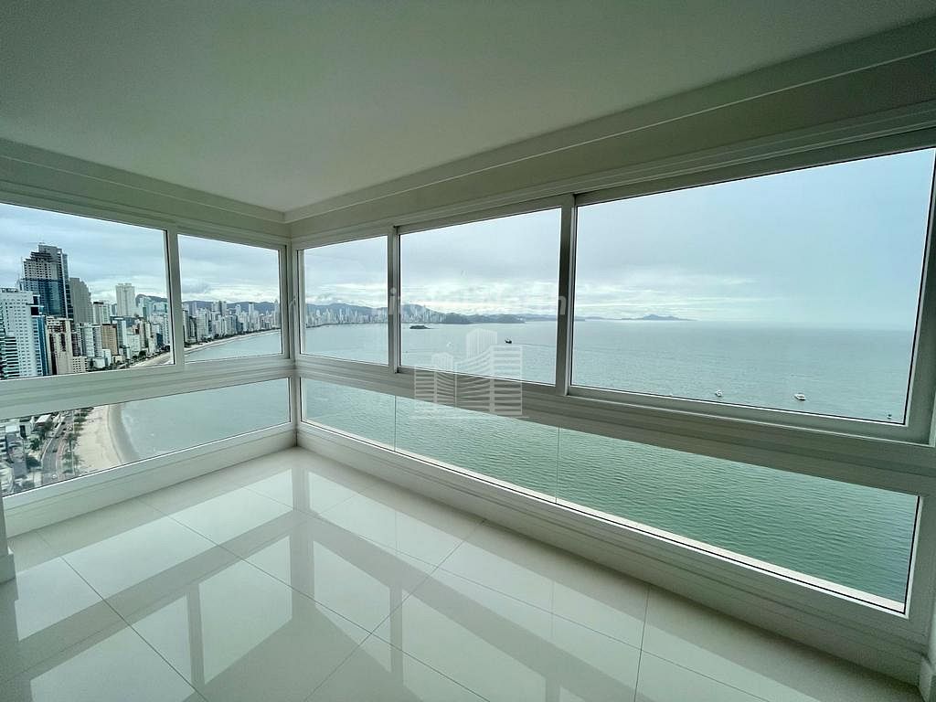 Cobertura à venda com 7 quartos, 7 suítes, 4 vagas e 410m² no Barra Sul, Balneário Camboriú (SC) — foto 23 de 30